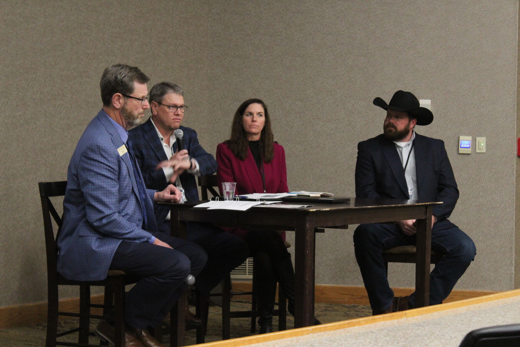 Climate panel